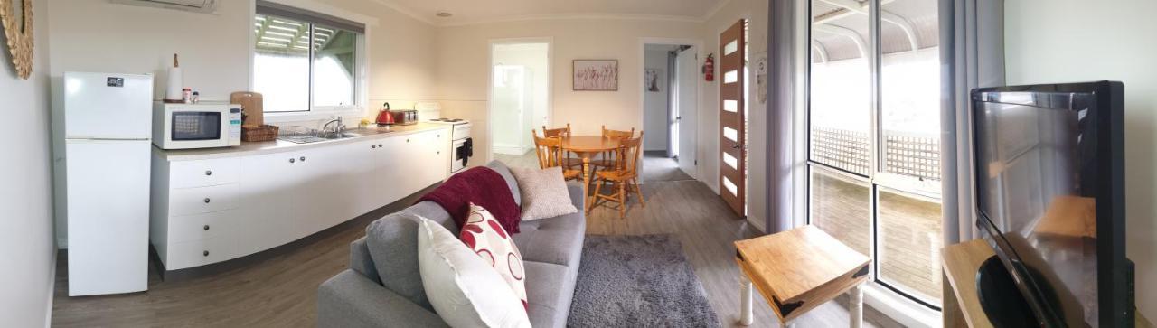 High View Family Cottages Уорнъмбул Екстериор снимка